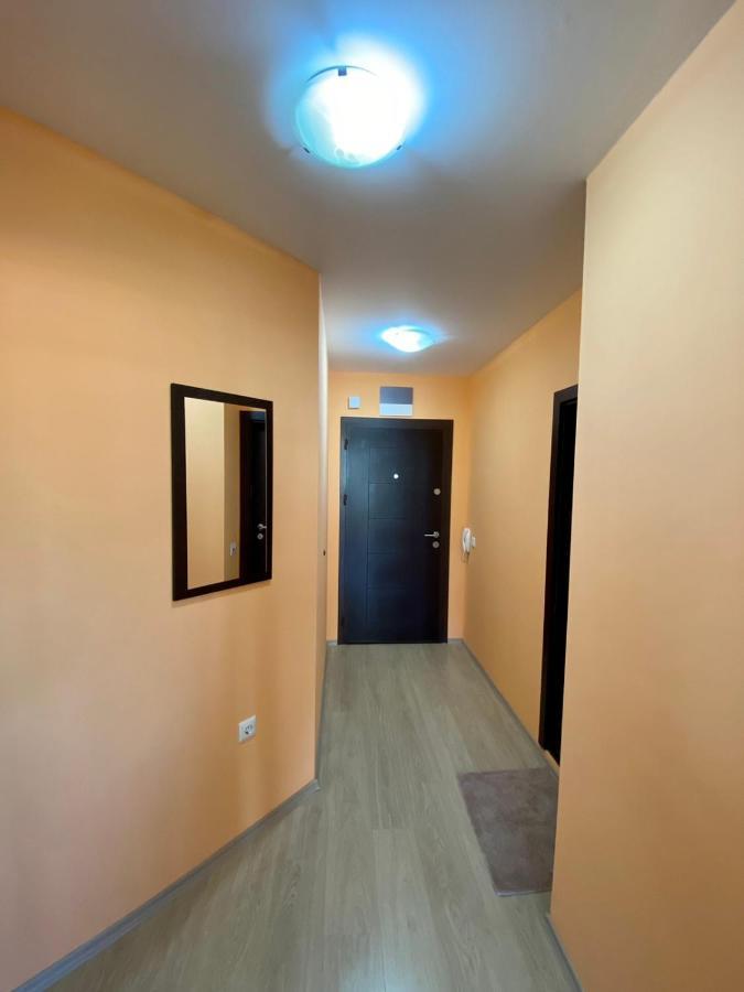 Cozy Apartment In The Center Of Primorsko Luaran gambar